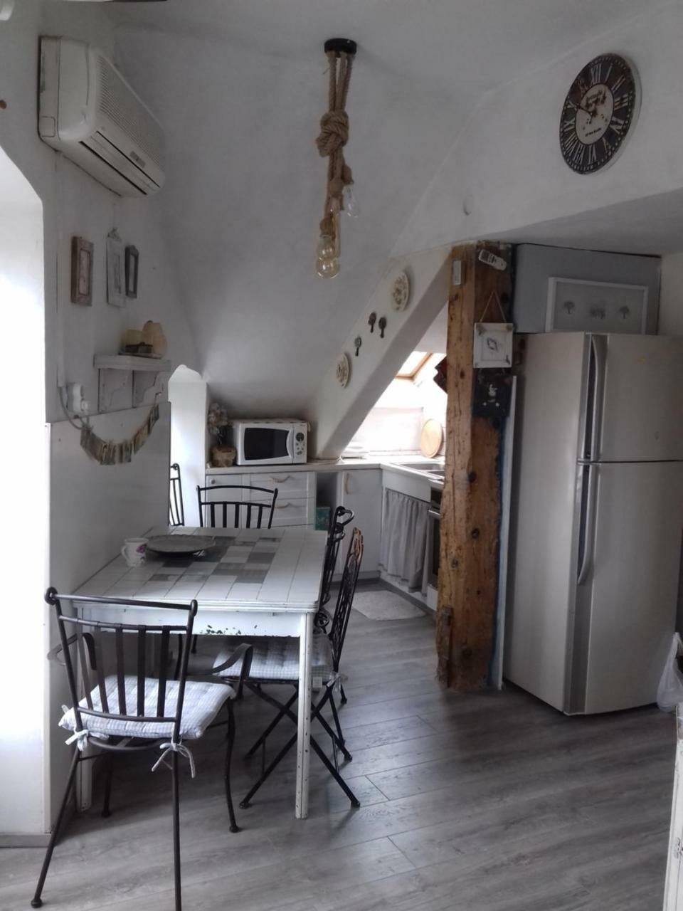 Apartment Vintage Art Сплит Экстерьер фото
